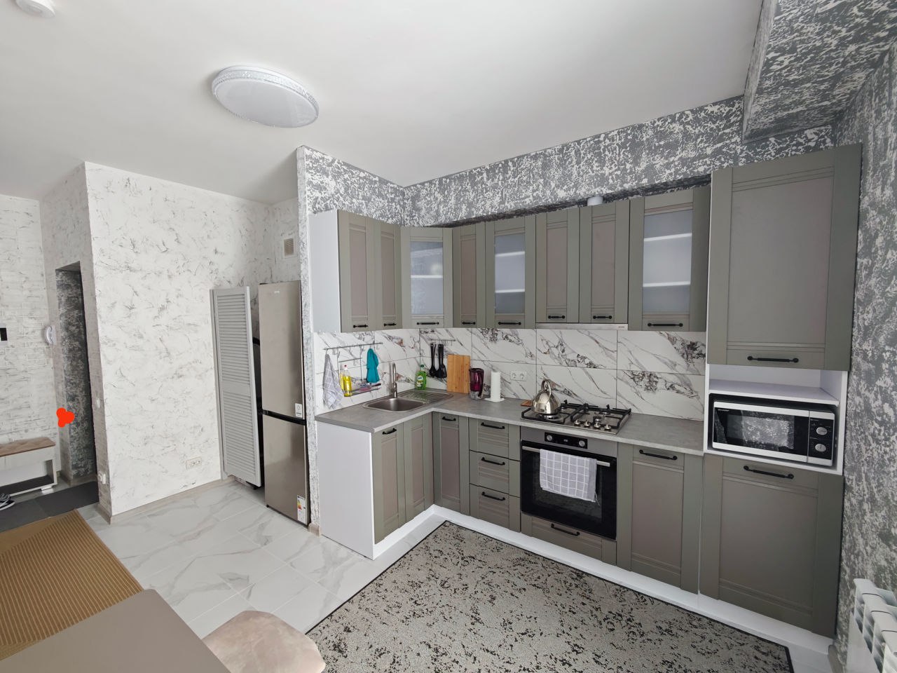 One-Bedroom Apartment in Buiucani photo 5 of 8