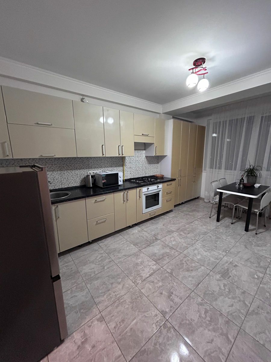 Однокомнатная квартира в Буюканах photo 3 of 8