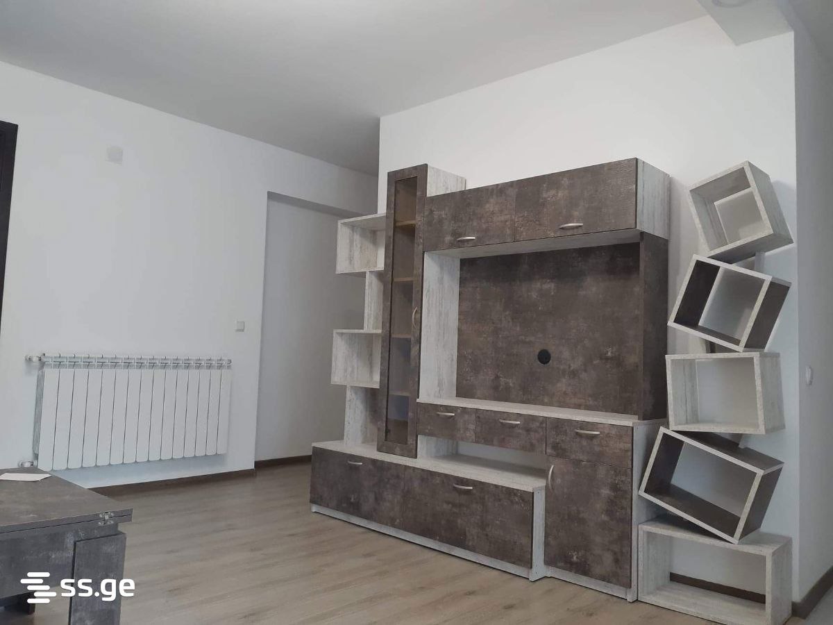Меблированная 2-комнатная квартира в Сабуртало photo 2 of 8