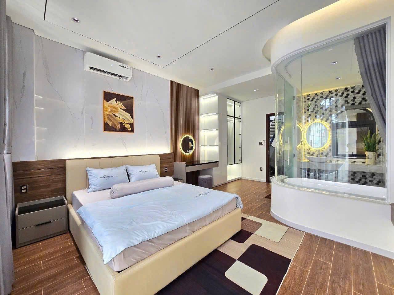 3-Bedroom House in Hoa Khanh photo 6 of 8