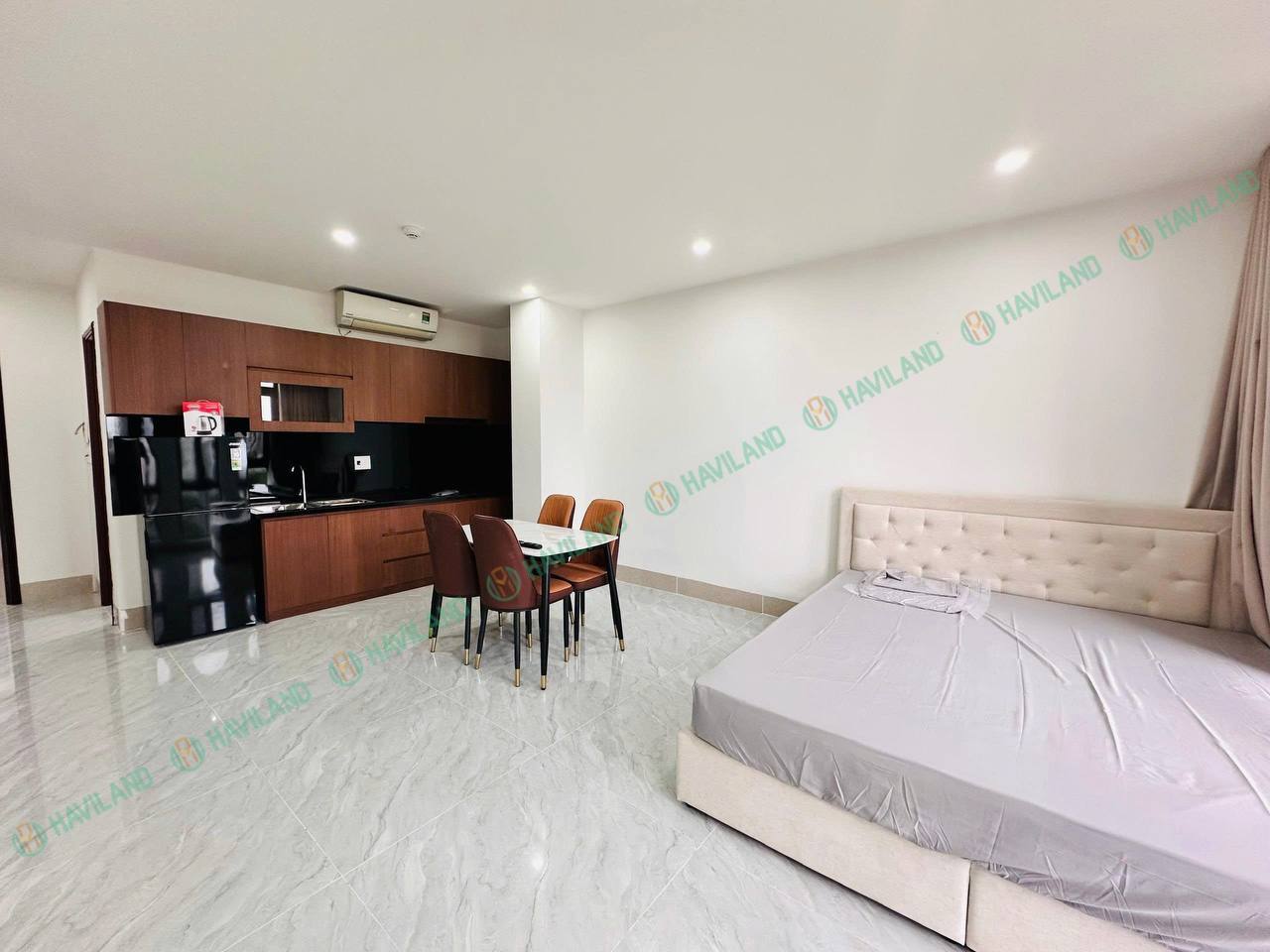 Spacious Studio Apartment in Phuoc My photo 3 of 6