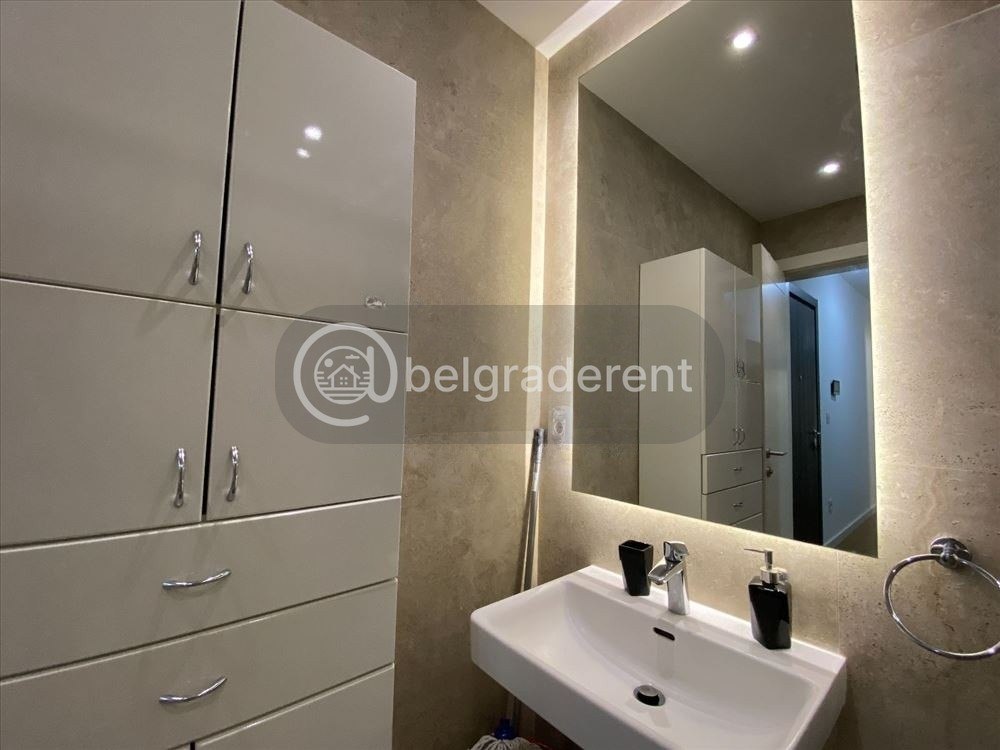 Двухкомнатная квартира 40 м² в центре Белграда photo 6 of 7
