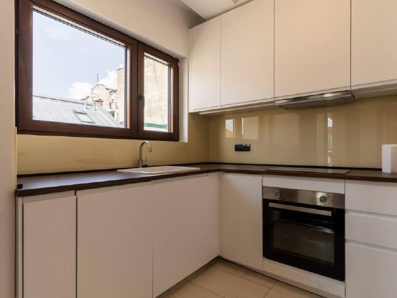 3-Bedroom Apartment with Garage in Belgrade photo 2 of 8