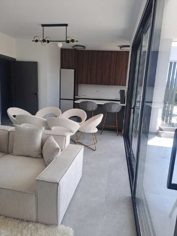 Furnished 2-Bedroom Apartment in Kato Polemidia photo 1 of 6