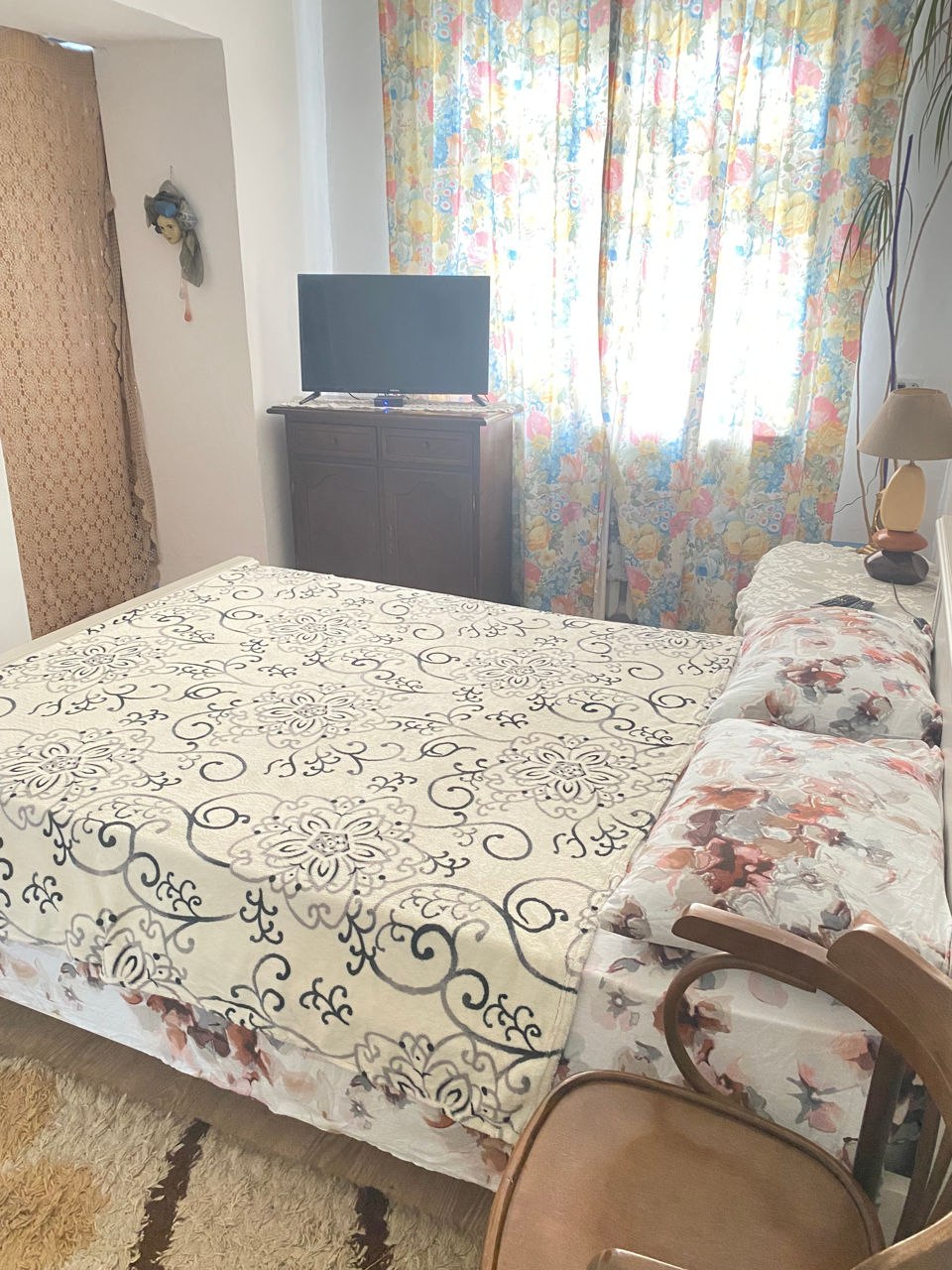 Two-Room Apartment in Central Chisinau photo 6 of 8