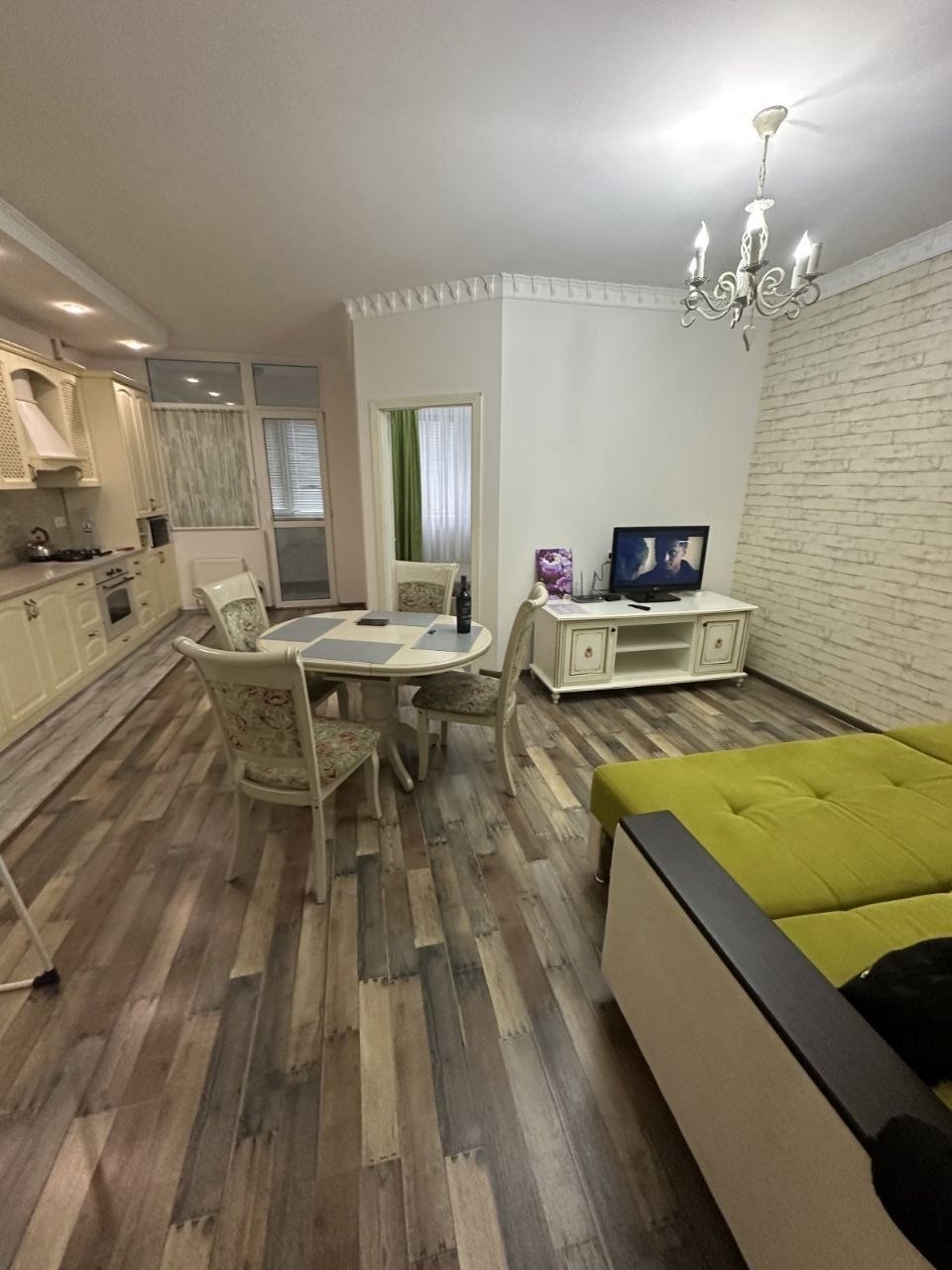 Однокомнатная квартира с гостиной в Центре photo 4 of 8