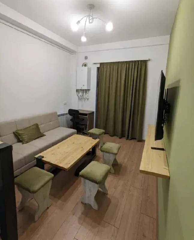 Two-Bedroom Apartment for Rent in Davtashen photo 1 of 8