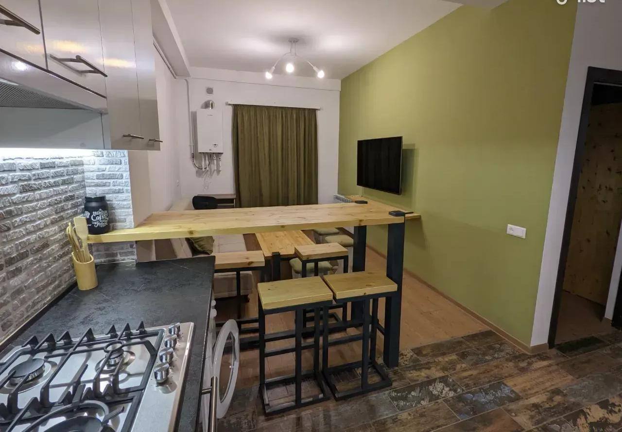 Two-Bedroom Apartment for Rent in Davtashen photo 2 of 8