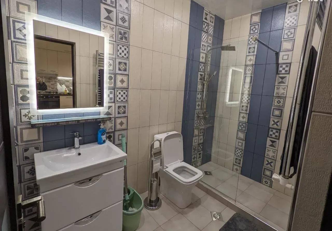 Two-Bedroom Apartment for Rent in Davtashen photo 7 of 8