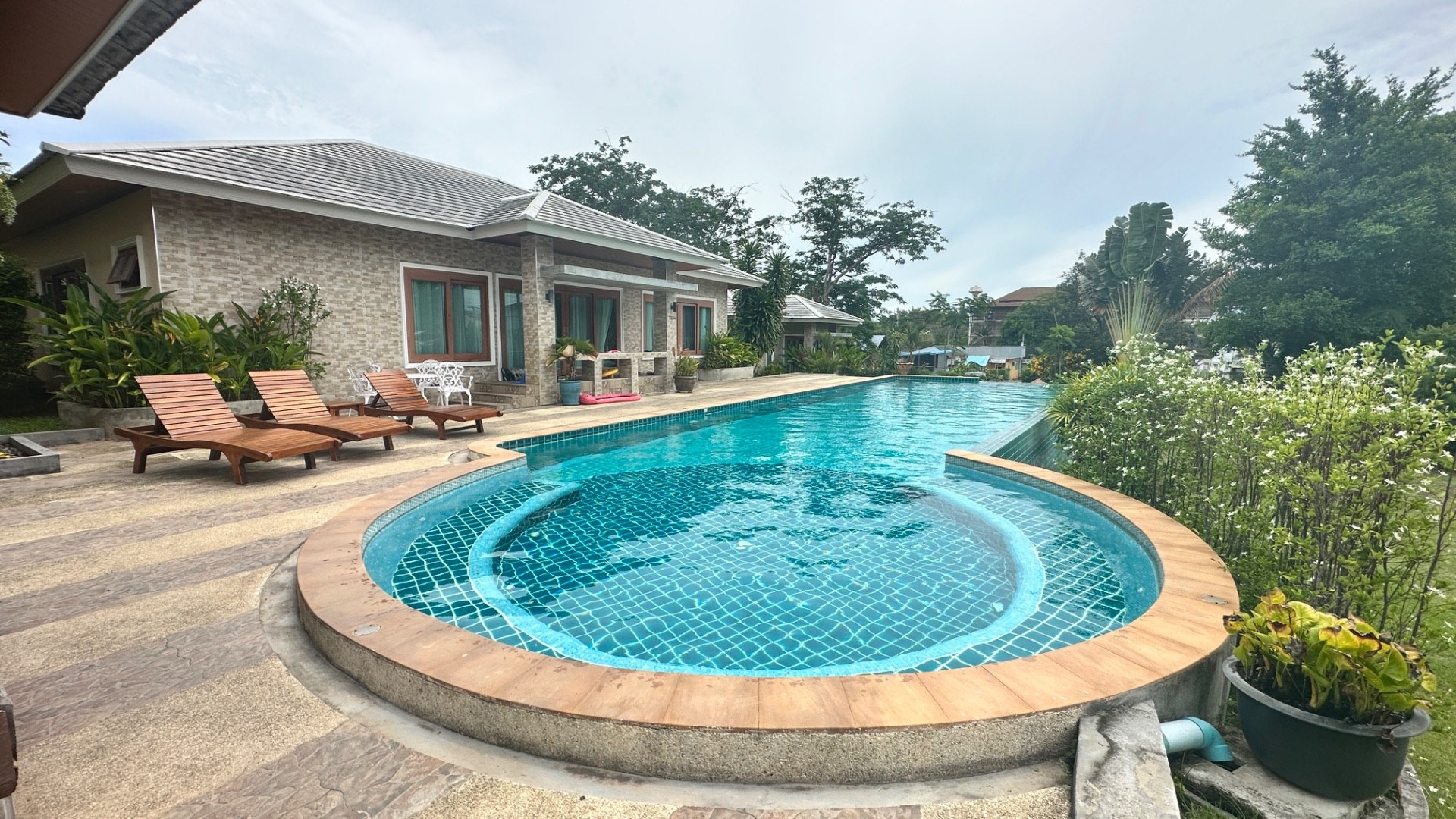 Spacious 2-Bedroom House in Bo Phut photo 2 of 8