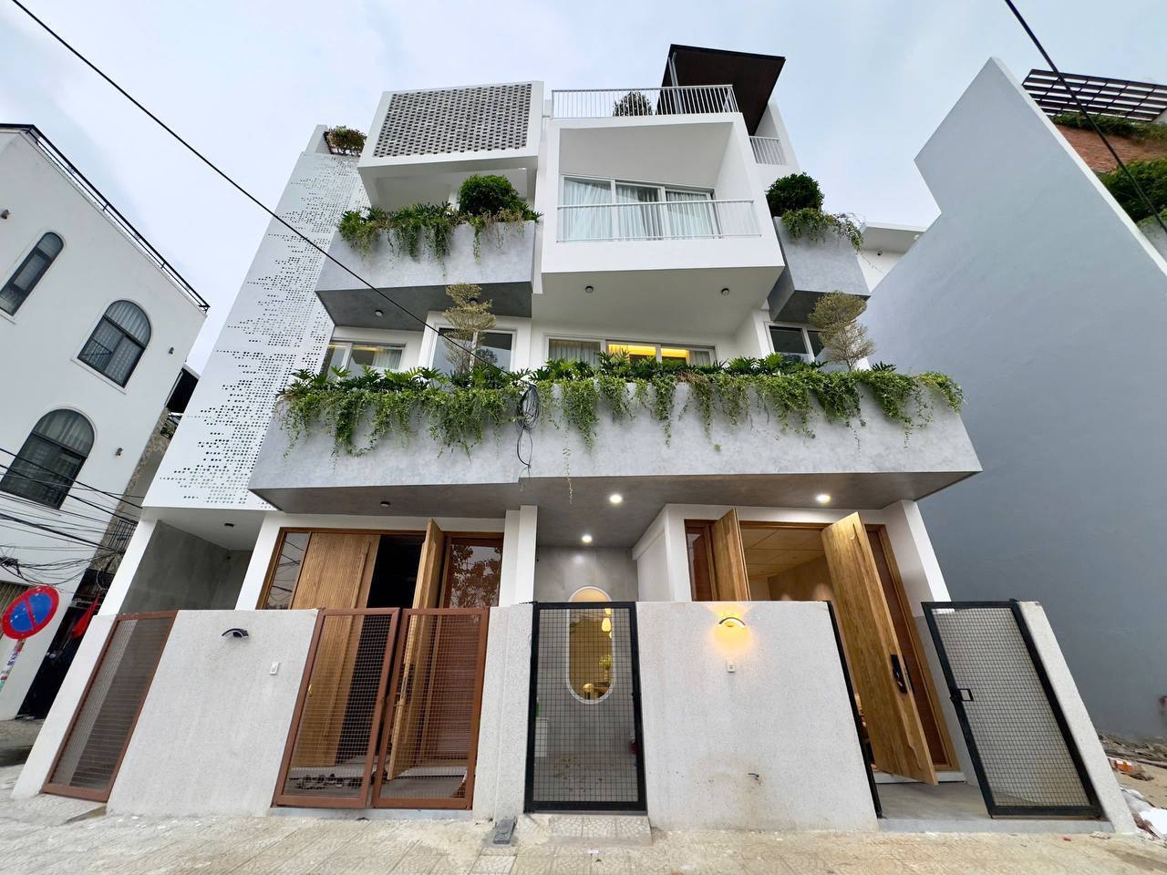 4-Bedroom House in Da Nang photo 1 of 8