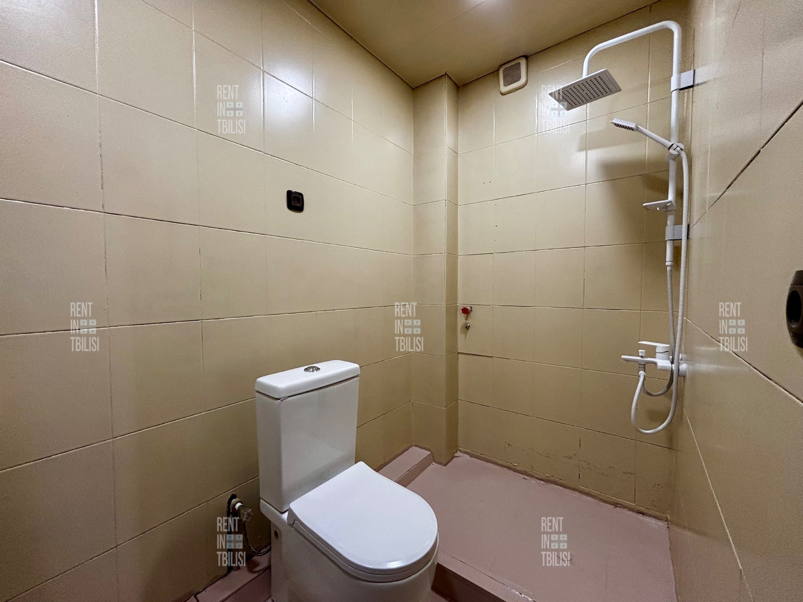 5-Bedroom Apartment for Rent in Nutsubidze photo 8 of 8