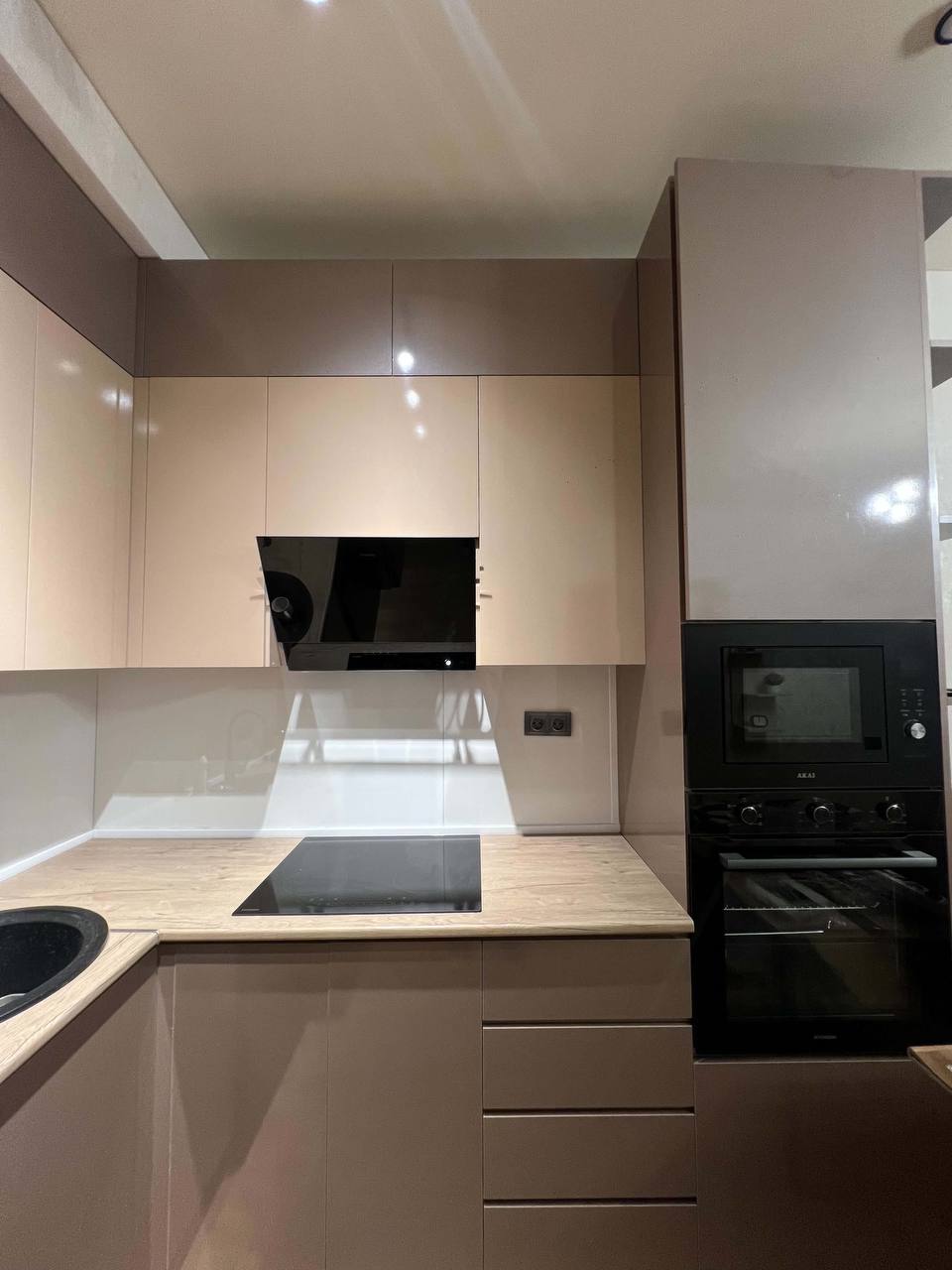 Two-Bedroom Apartment in Central Batumi photo 2 of 8