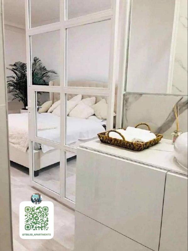 Sunny 1-Bedroom Apartment with Terrace in Vake photo 8 of 8