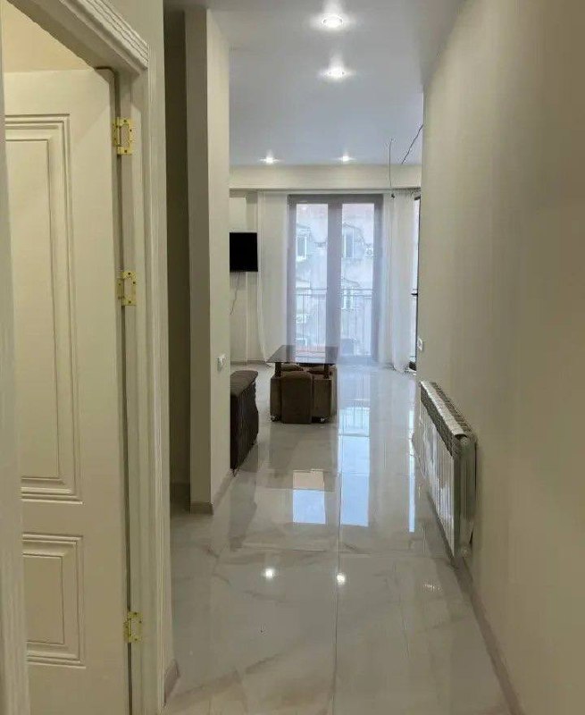 Furnished 3-Room Apartment in Avan photo 7 of 8