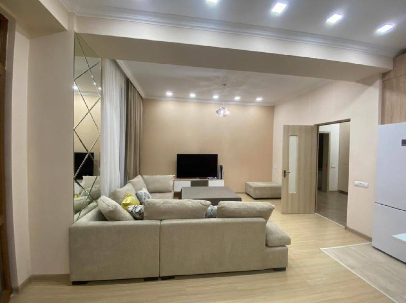 Furnished 2-Bedroom Apartment in Arabkir photo 1 of 8