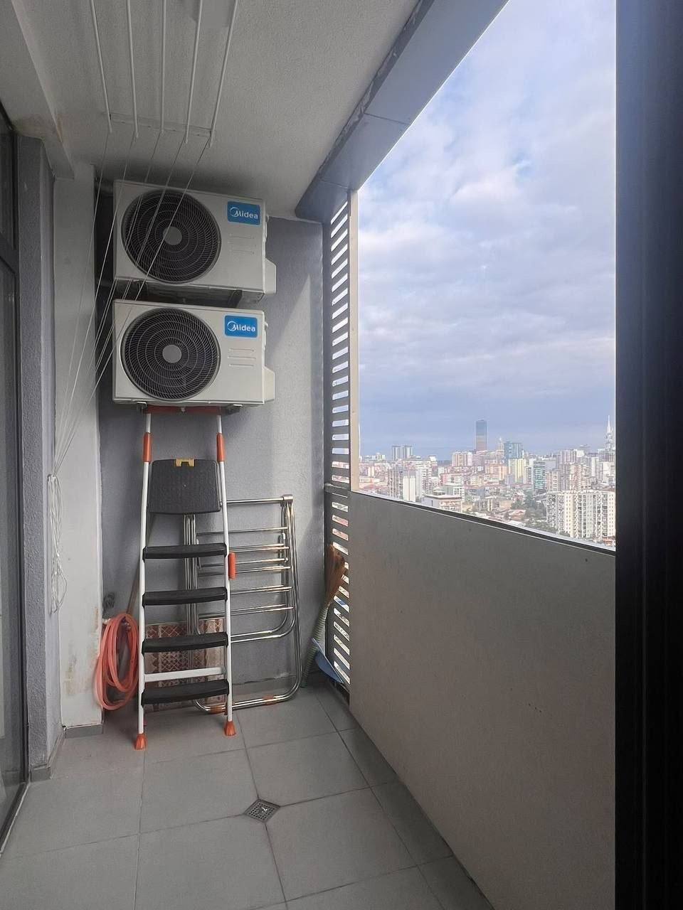 One-Bedroom Apartment on Shartava Street photo 6 of 6