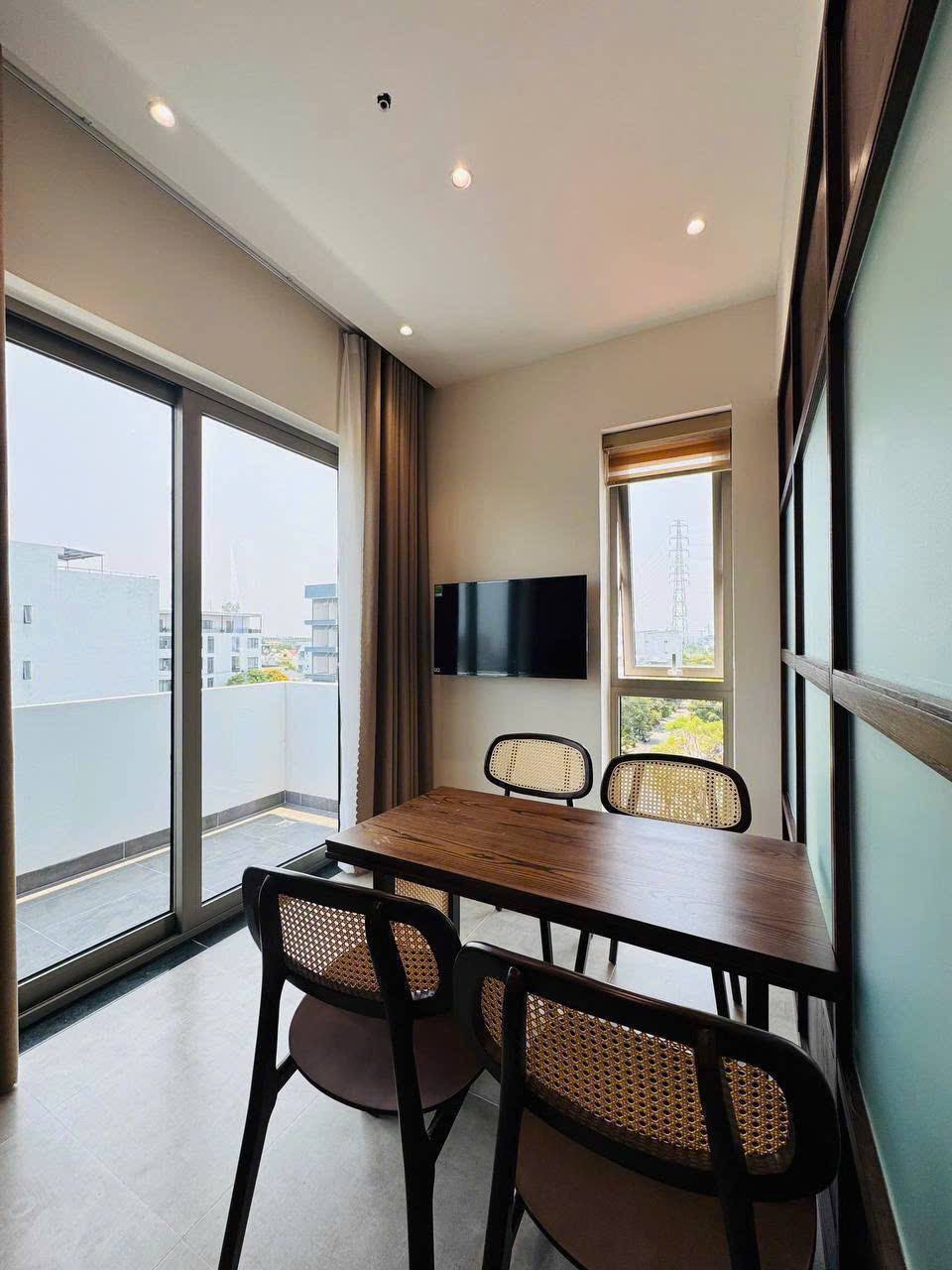 2-Bedroom Apartment in Khue My photo 6 of 8