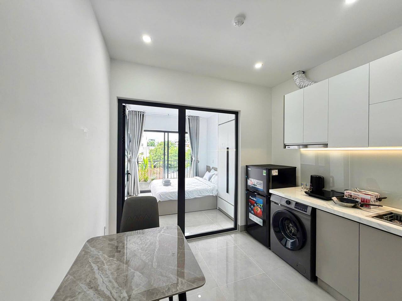 Brand-New 1-Bedroom Apartment in Son Tra photo 8 of 8