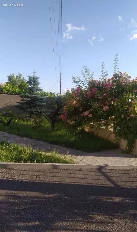Premium 4-Room Apartment in Arabkir photo 5 of 6