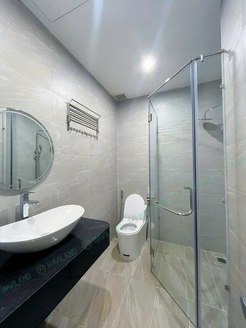 1-Bedroom Apartment in Khue My photo 6 of 6