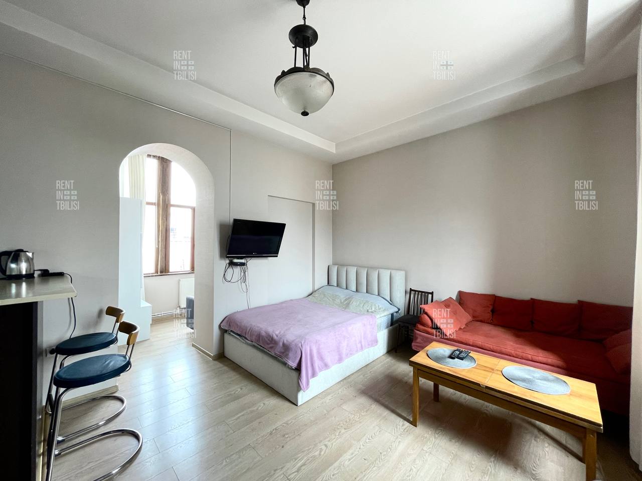 One-Bedroom Apartment in Mtatsminda