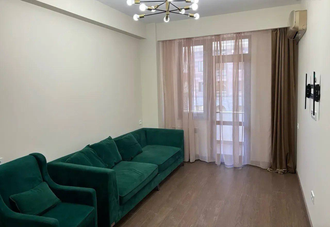 Furnished 2-Room Apartment in Arabkir photo 1 of 8