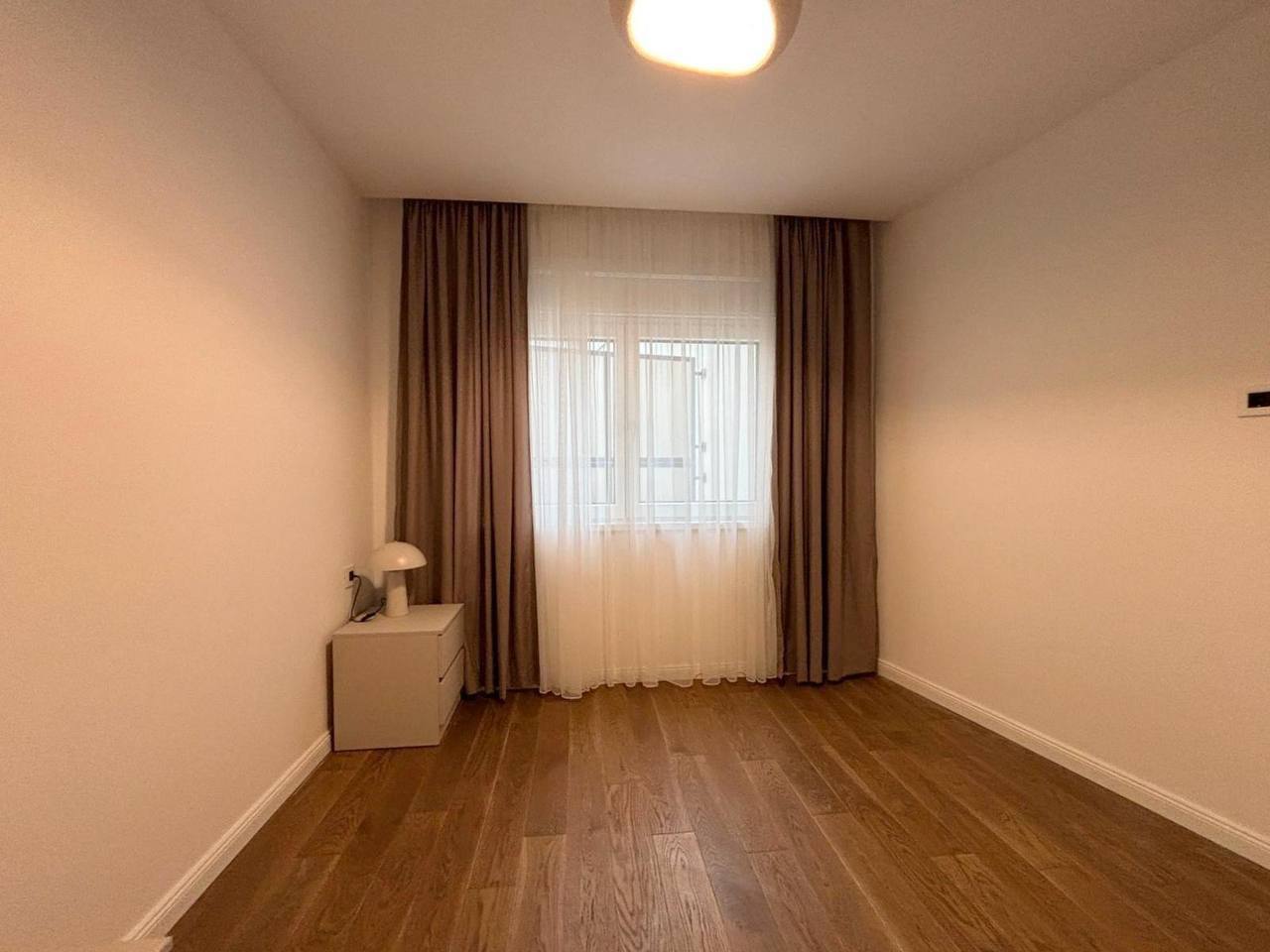 96 m² Two-Bedroom Apartment on Nikolaja Hartviga photo 4 of 6
