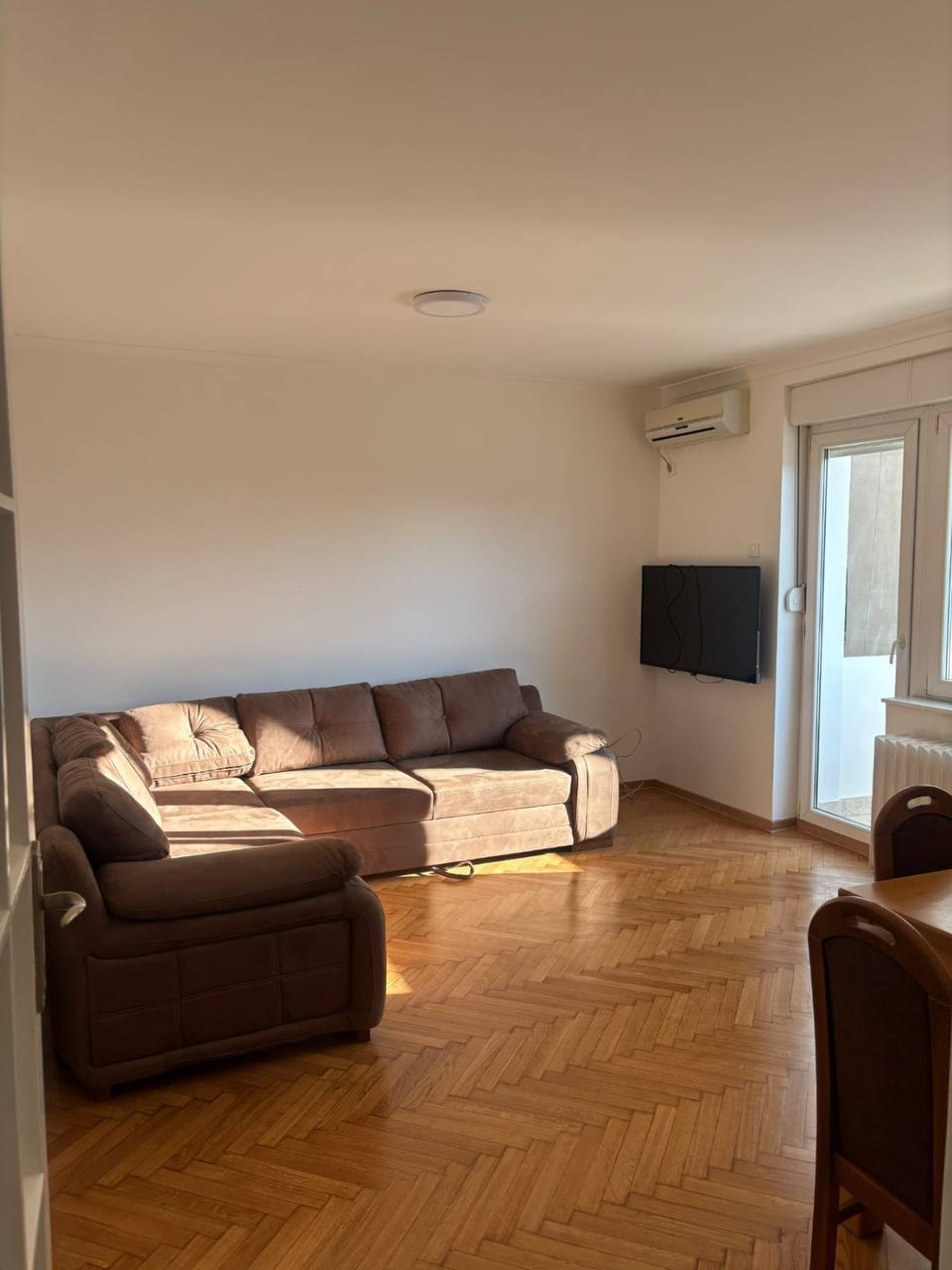One-Bedroom Apartment on Takovska Street photo 1 of 5
