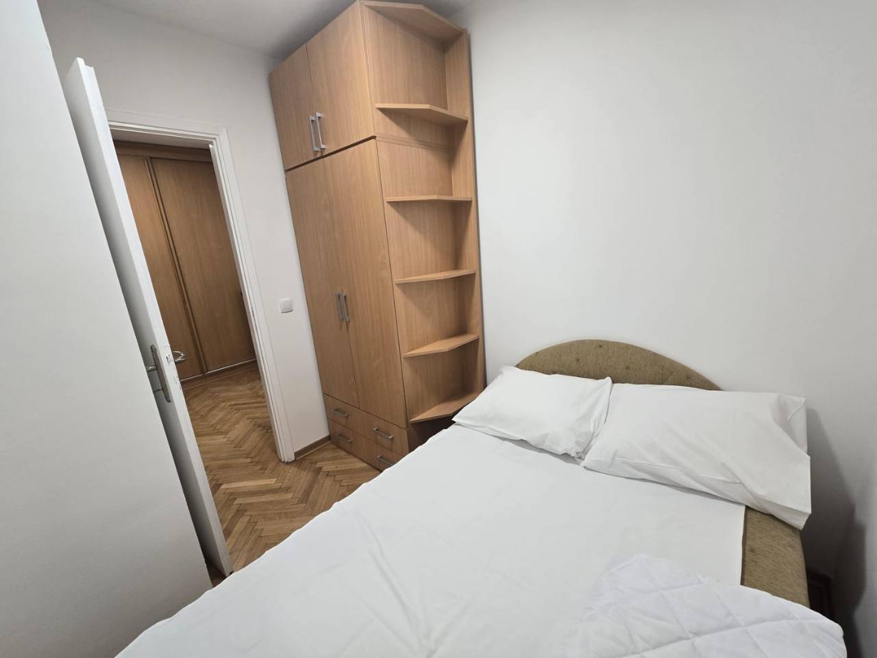 One-Bedroom Apartment on Takovska Street photo 4 of 5