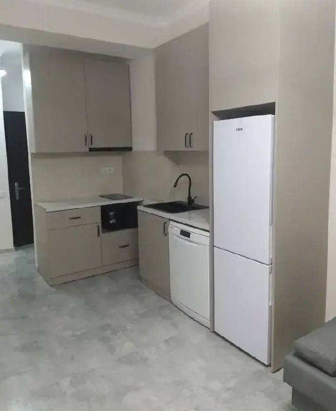 Furnished Two-Room Apartment in Arabkir photo 5 of 8