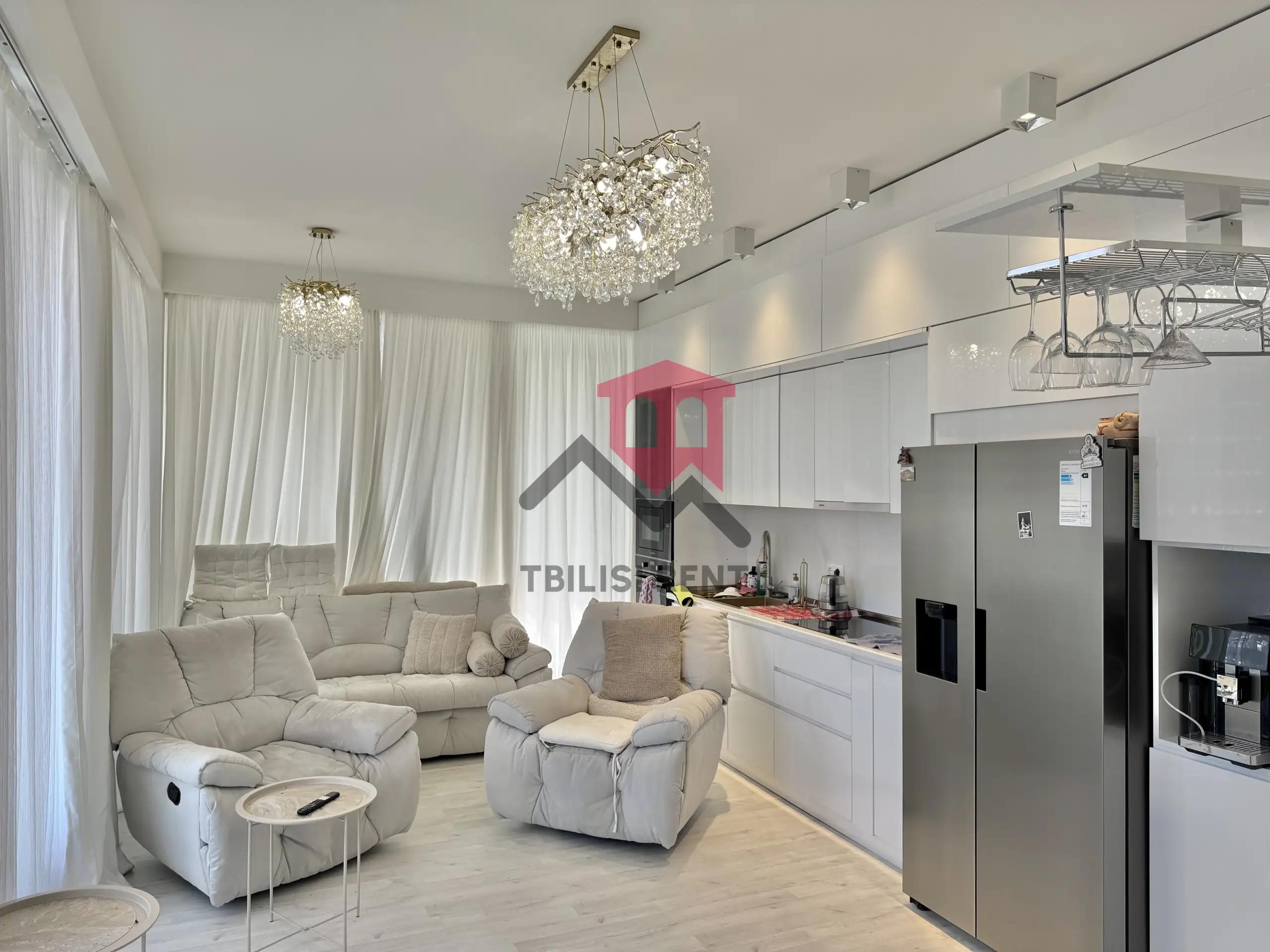 2-Bedroom Apartment in Ortachala photo 3 of 8