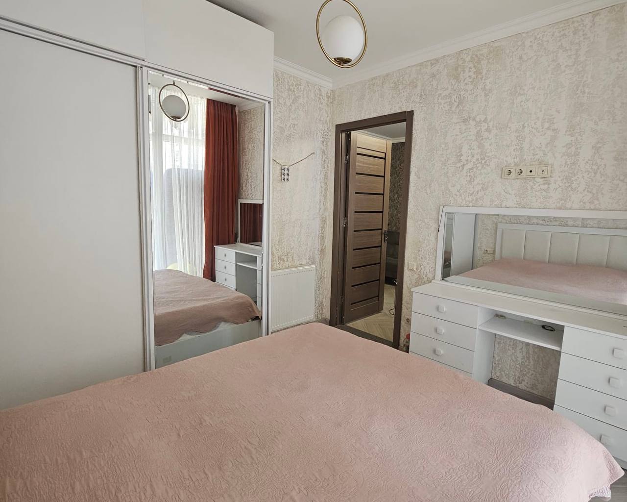 2-Bedroom Apartment on Shota Khimshiashvili Street photo 4 of 7