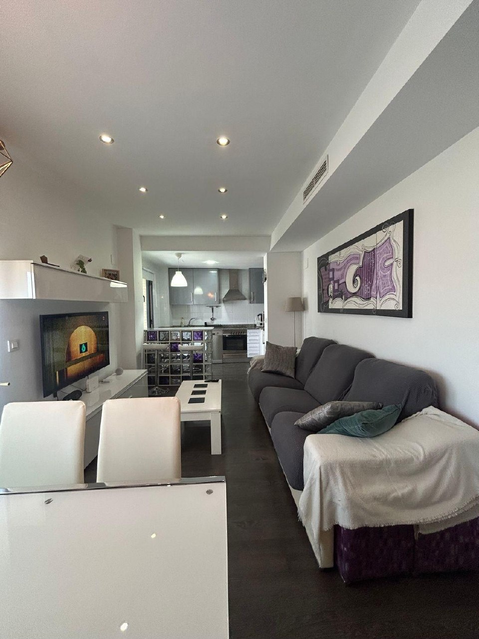 2-Bedroom Apartment in Malilla photo 1 of 8