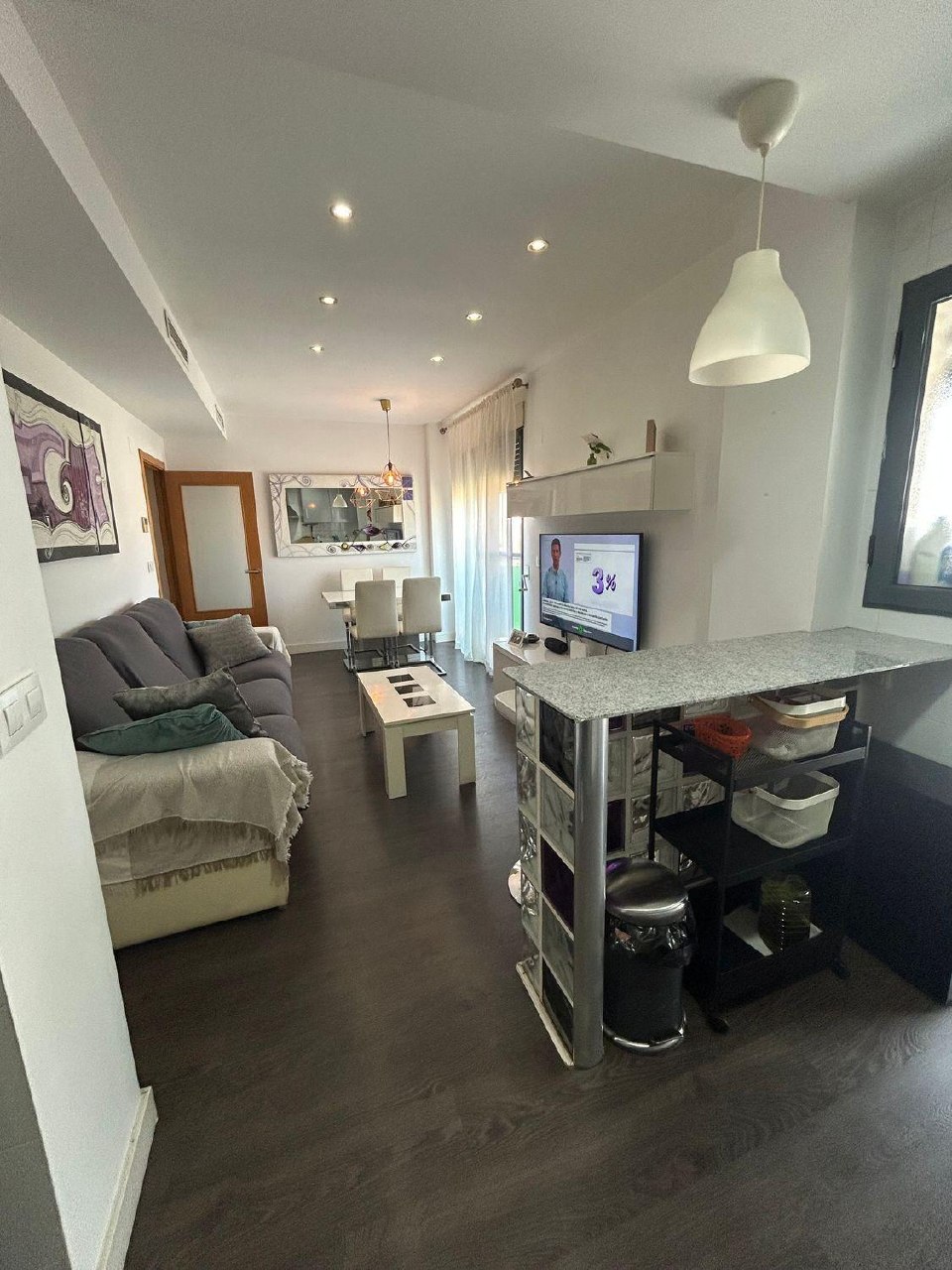 2-Bedroom Apartment in Malilla photo 2 of 8