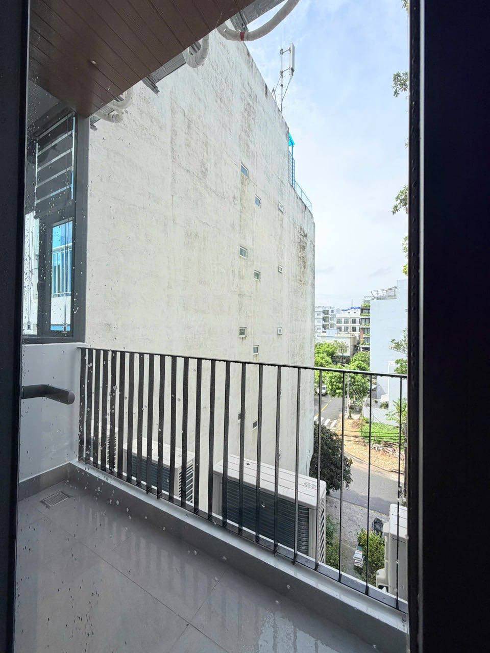 Новая 1-комнатная квартира рядом с пляжем Микхе photo 6 of 7