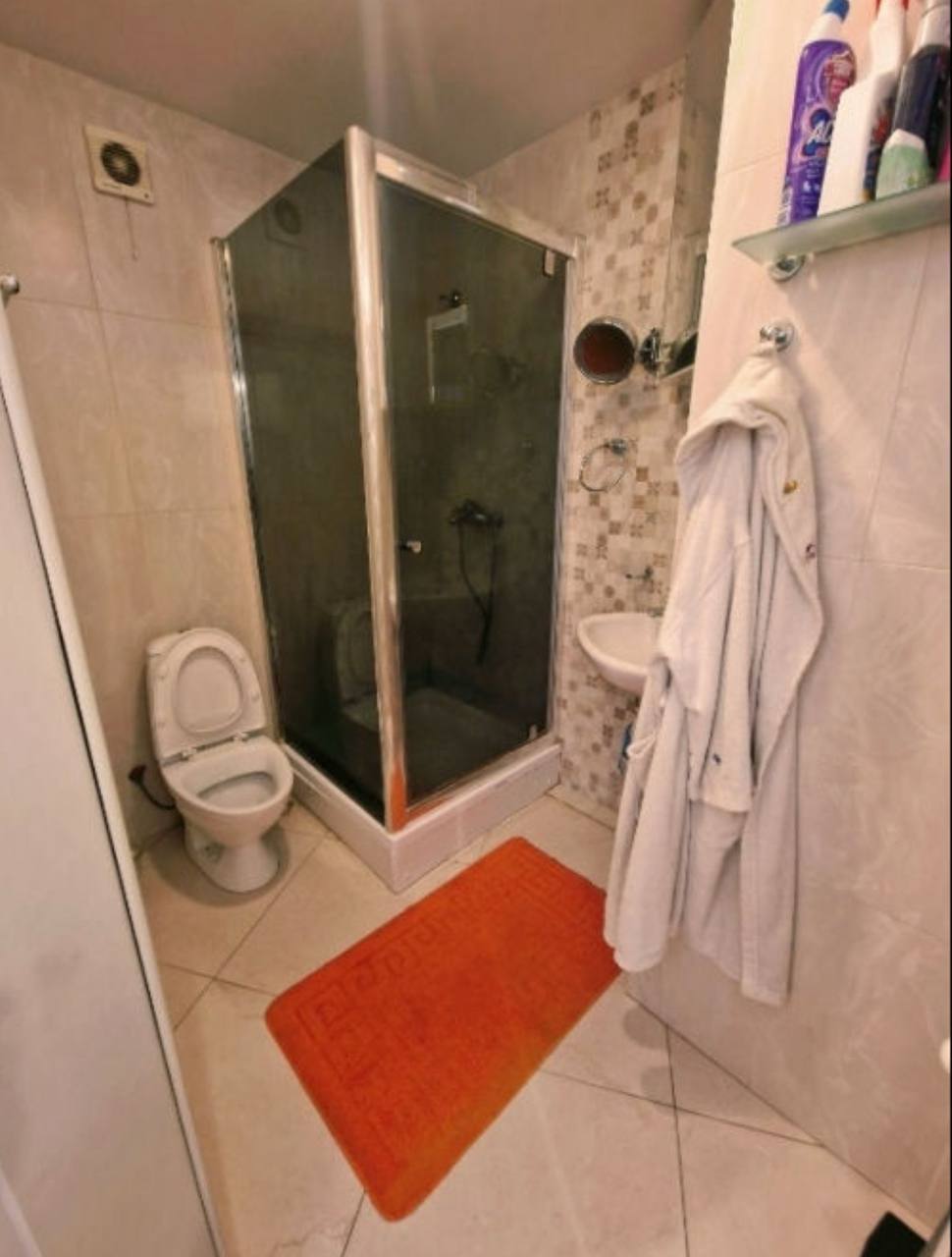 One-Bedroom Apartment in Riscani photo 7 of 8