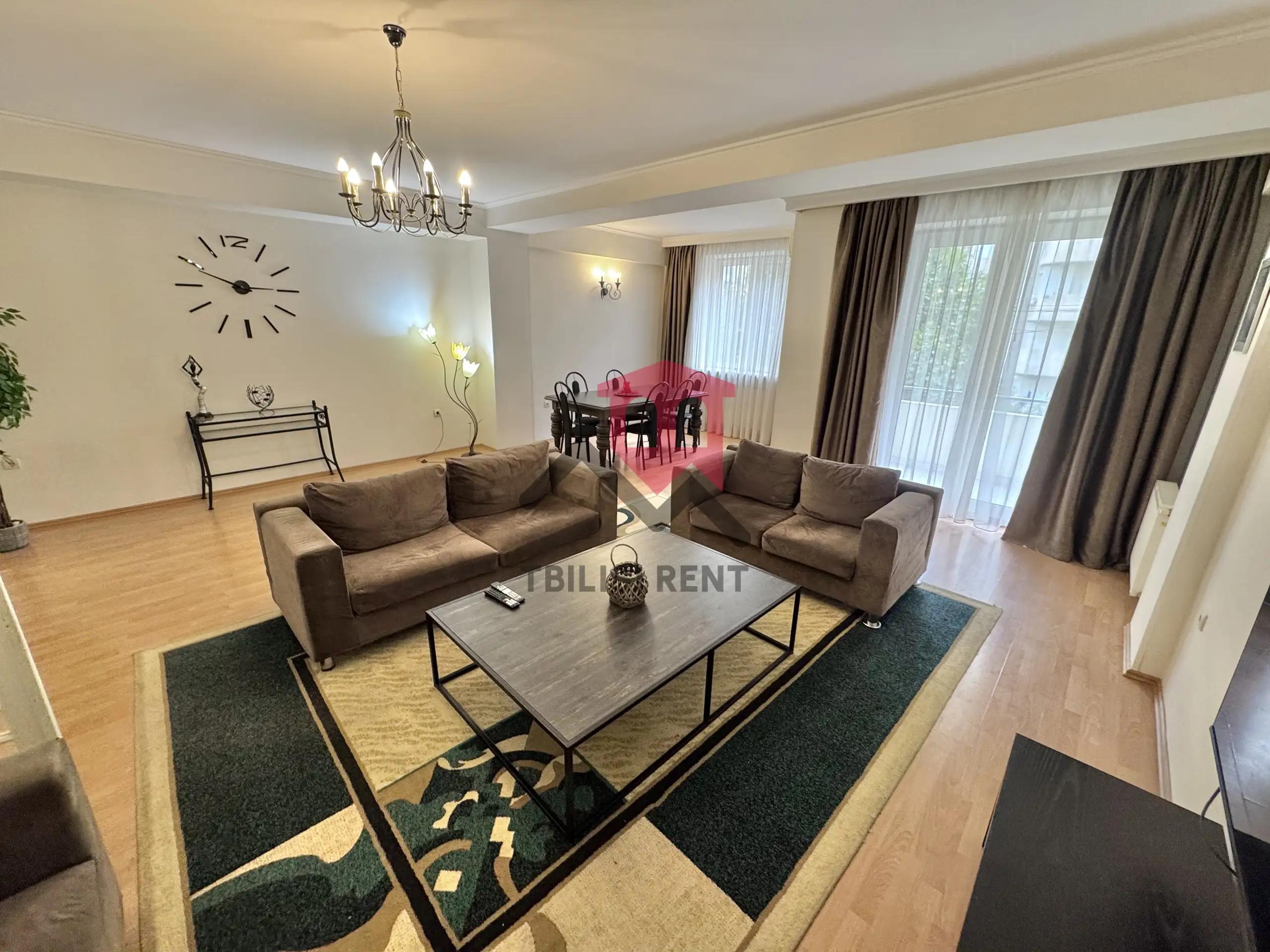 Spacious 3-Bedroom Apartment in Saburtalo photo 2 of 8