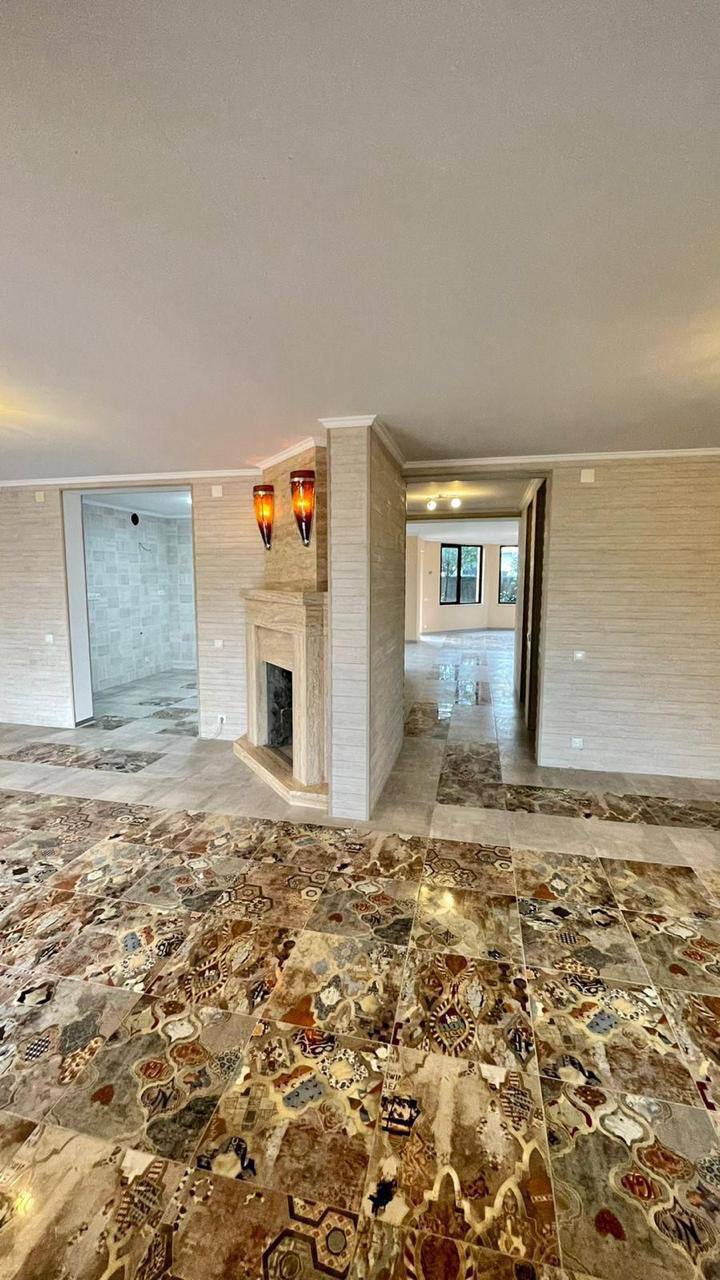 Large Six-Bedroom House in Batumi photo 5 of 5