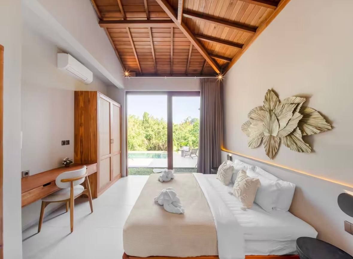 4-Bedroom Villa in Tumbak Bayuh photo 3 of 8