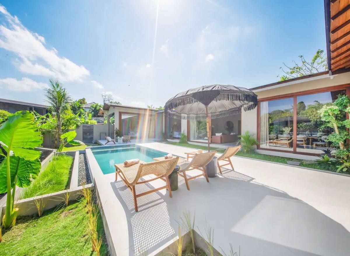 4-Bedroom Villa in Tumbak Bayuh photo 4 of 8