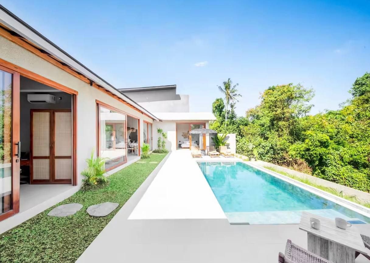 4-Bedroom Villa in Tumbak Bayuh photo 5 of 8