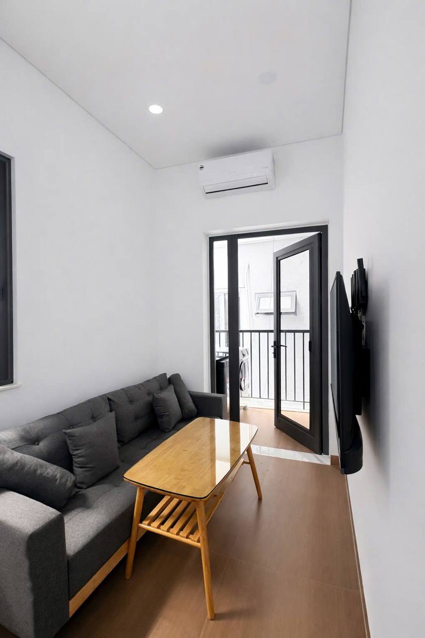1-Bedroom Apartment for Rent in Son Tra photo 1 of 8
