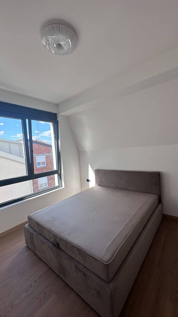 2-Bedroom Apartment on Petrovaradinska Street photo 3 of 6