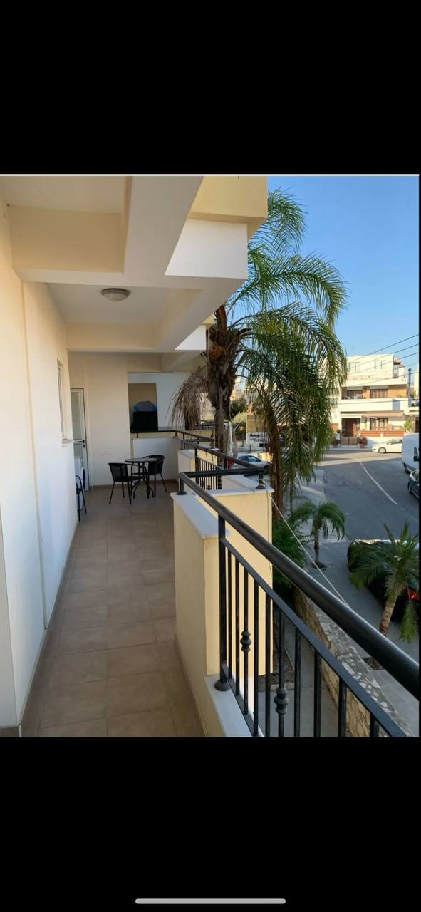 Furnished One-Bedroom Apartment near Lady's Mile Beach photo 2 of 2