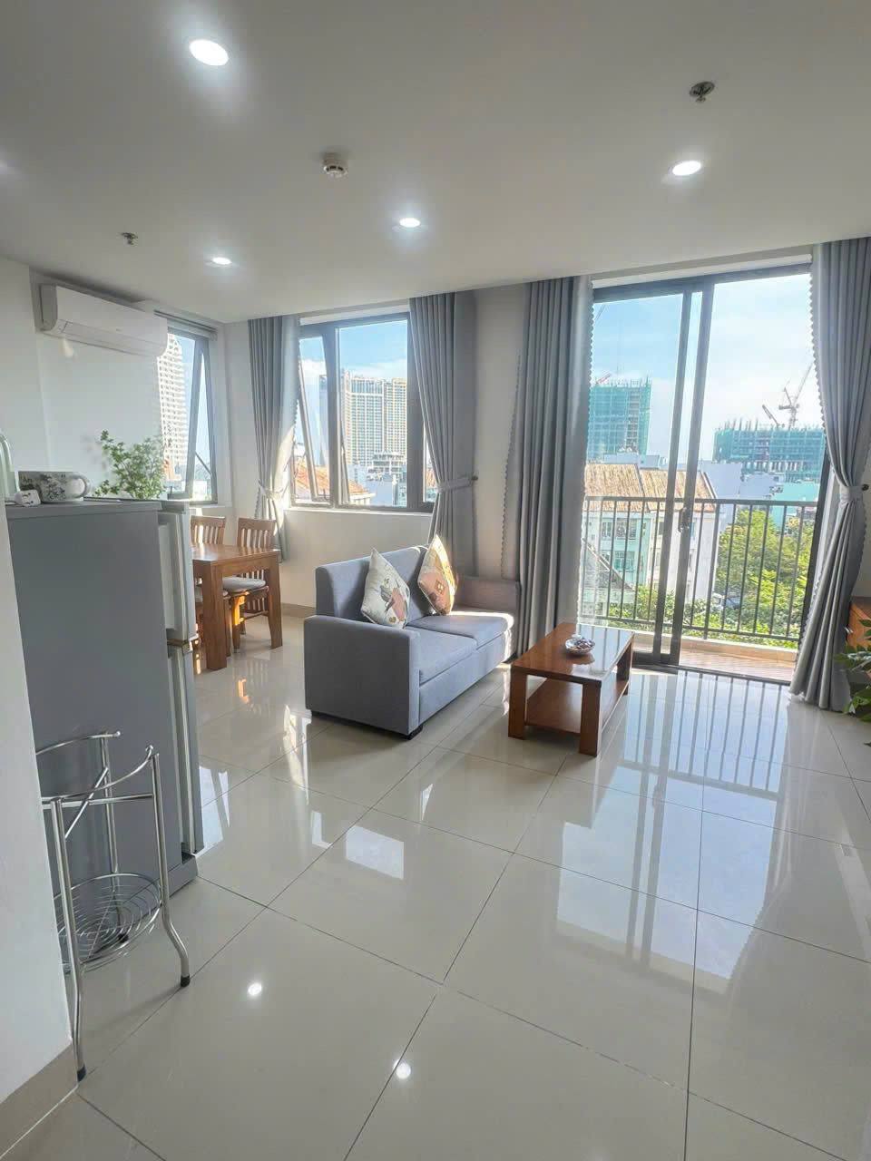 1BR Sea-View Apartment in Son Tra photo 7 of 7