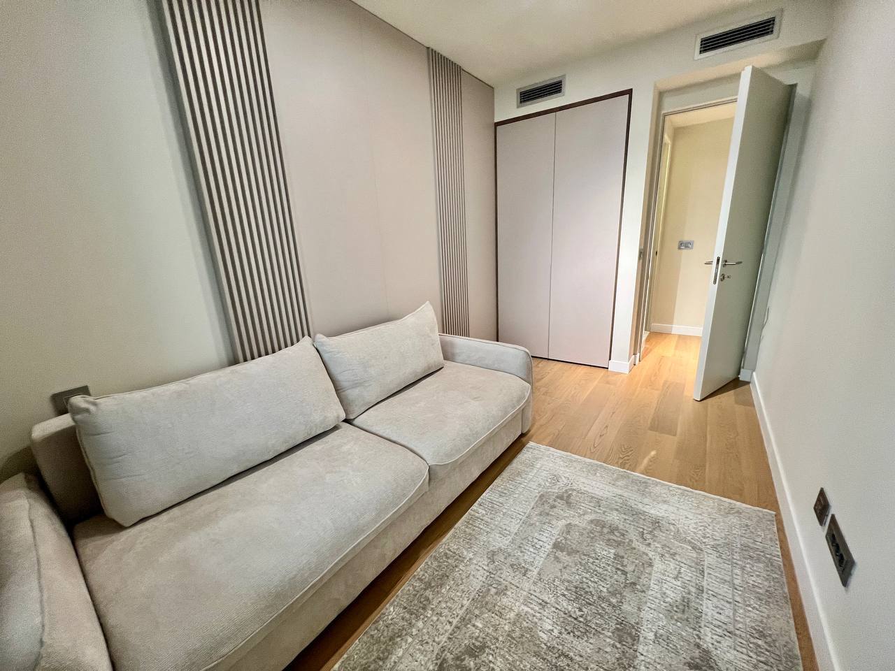 2-Bedroom Apartment in Airport Garden photo 7 of 8