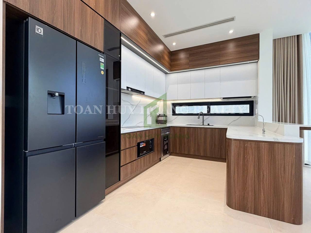 Вилла с 4 спальнями в One River Villa photo 5 of 8