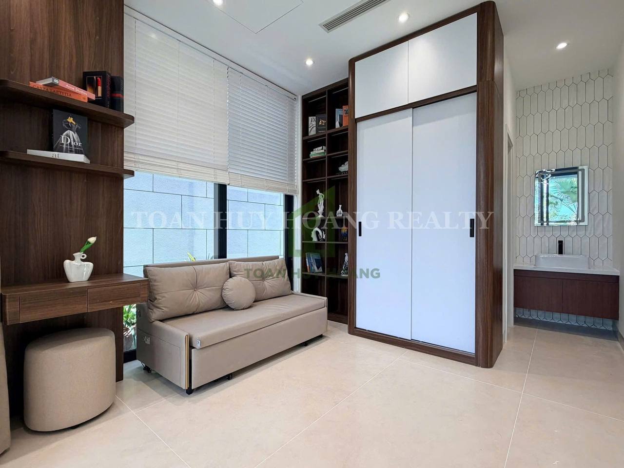 Вилла с 4 спальнями в One River Villa photo 6 of 8