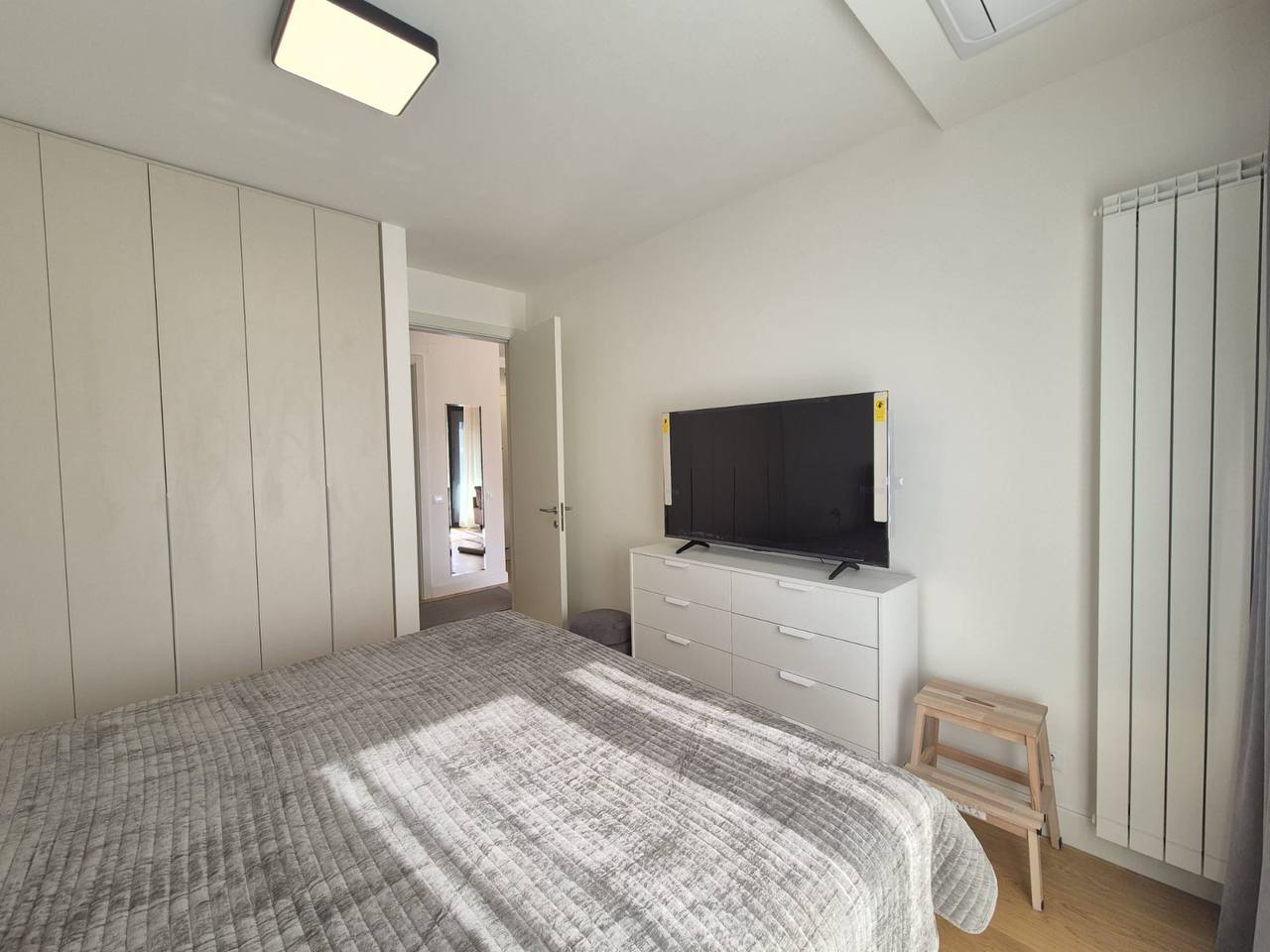 One-Bedroom Apartment in Novi Beograd photo 5 of 8
